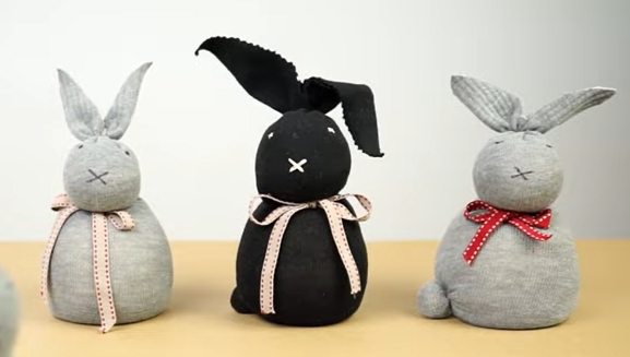 Image of complete no-sew sock bunny